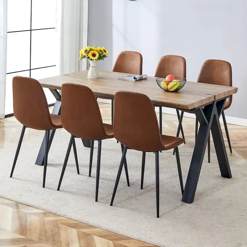 Ensemble de salle à manger moderne avec table rectangulaire noire à piètement en A et chaises à dossier rond