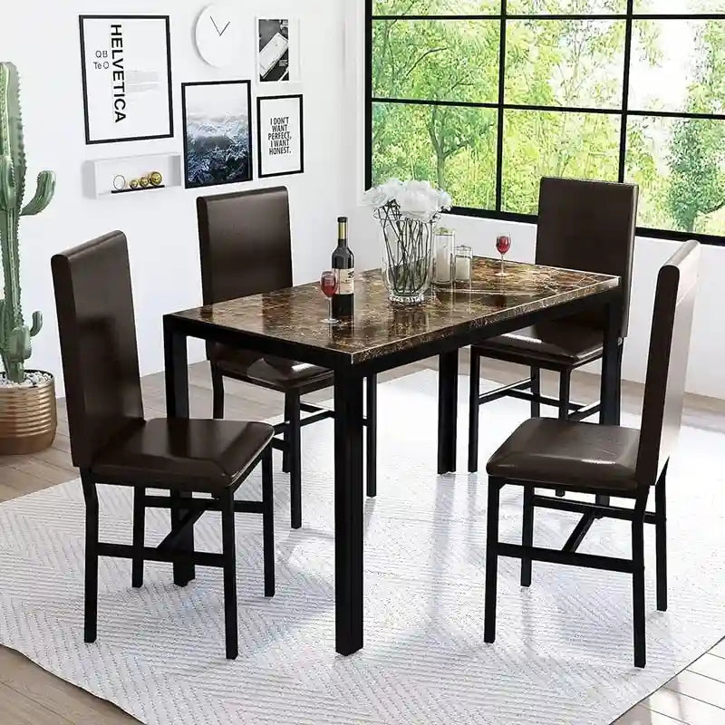 Ensemble table à manger Mieres 5 pièces en faux marbre avec 4 chaises rembourrées en cuir PU