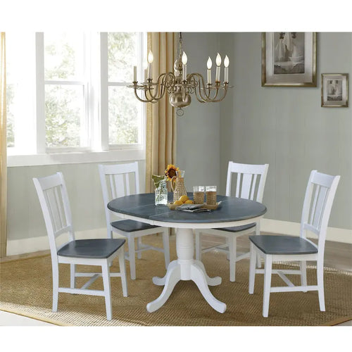 Table à dîner ronde extensible de 36 po avec 4 chaises San Remo
