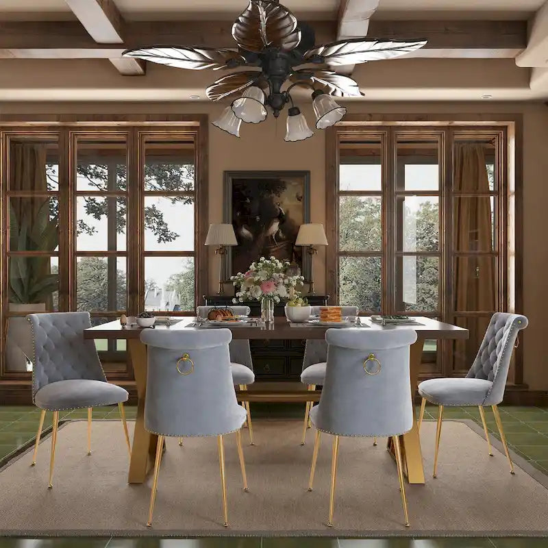 Table à manger 7 pièces en bois de noyer Clihome avec chaises de salle à manger en velours