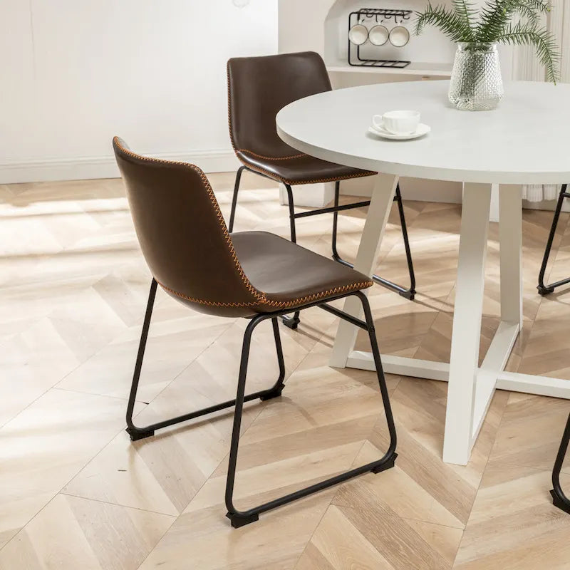 Ensemble de salle à manger rond 5 pièces Varna de Roundhill Furniture, table à manger à tréteaux avec 4 chaises