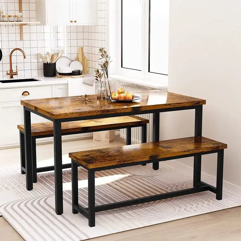 Ensemble de salle à manger charmant et de style simple avec une table et deux bancs, avec patins de protection, pour la cuisine et la salle à manger