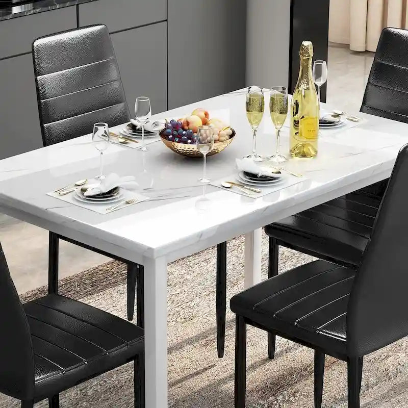 Ensemble de salle à manger de cuisine moderne 5 pièces, ensemble de dînette hauteur comptoir avec plateau aspect marbre et 4 chaises rembourrées en cuir PU