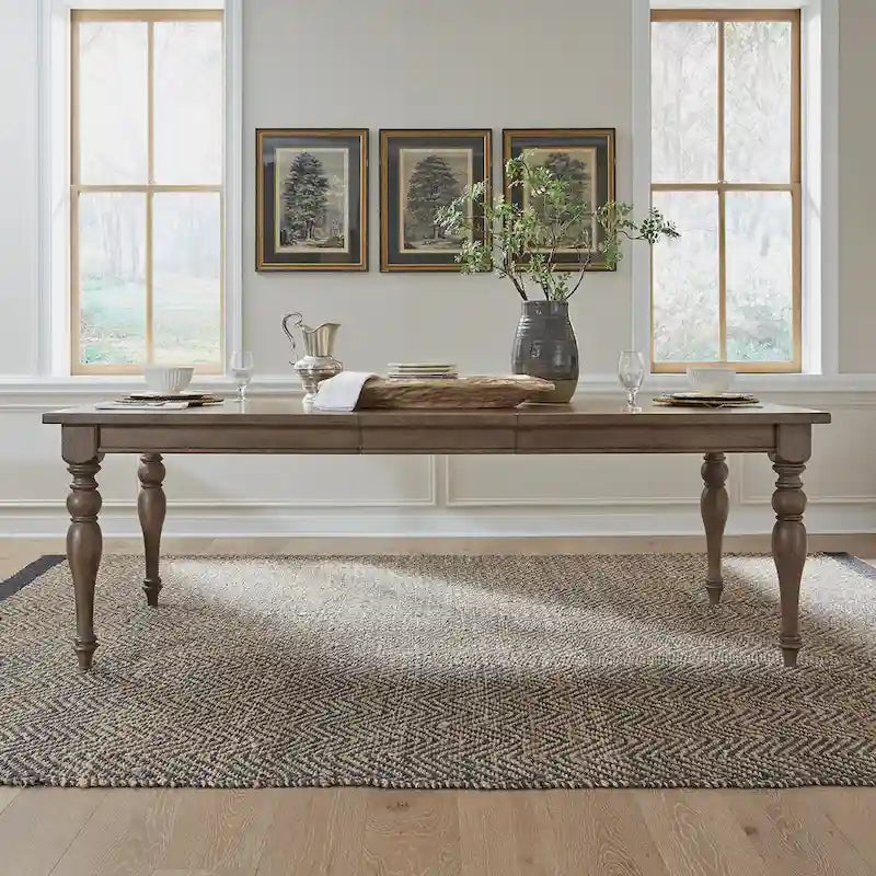 Table rectangulaire de ferme Americana taupe poudré avec chaises de salle à manger, diverses options