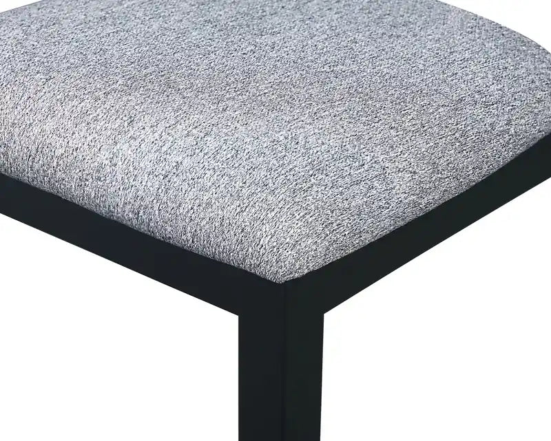Chaise de salle à manger Bryn avec assise en tissu, dossier à lattes blanc et gris