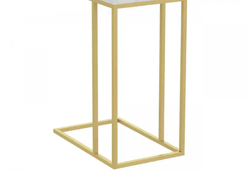 Table d'appoint en marbre en forme de C en métal doré avec cadre en métal de 19 pouces - Multicolore